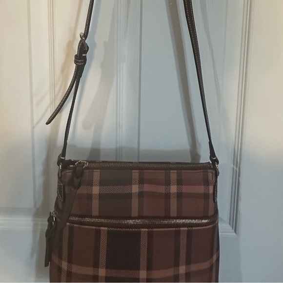 Dooney & Bourke Brown Tartan Plaid Crossbody Bag Purse - Picture 3 of 9